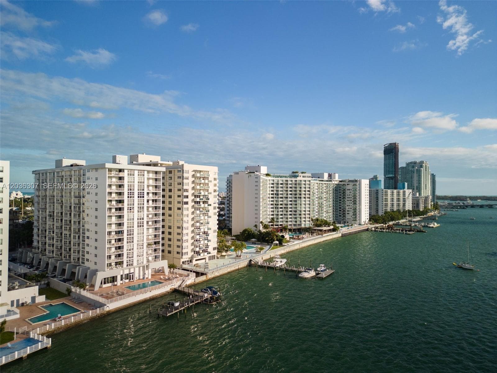 A12036307 — Miami Beach — 27