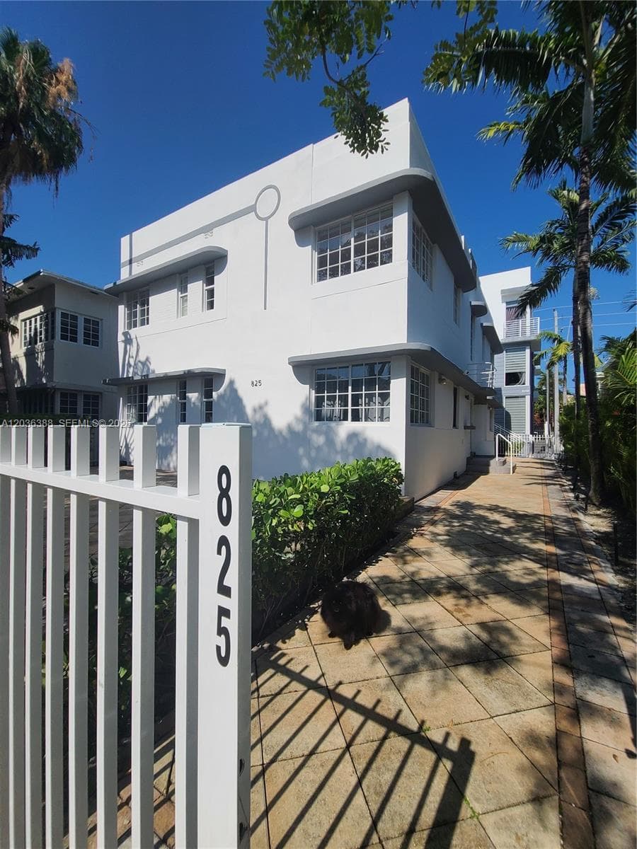 A12036388 — Miami Beach — 5