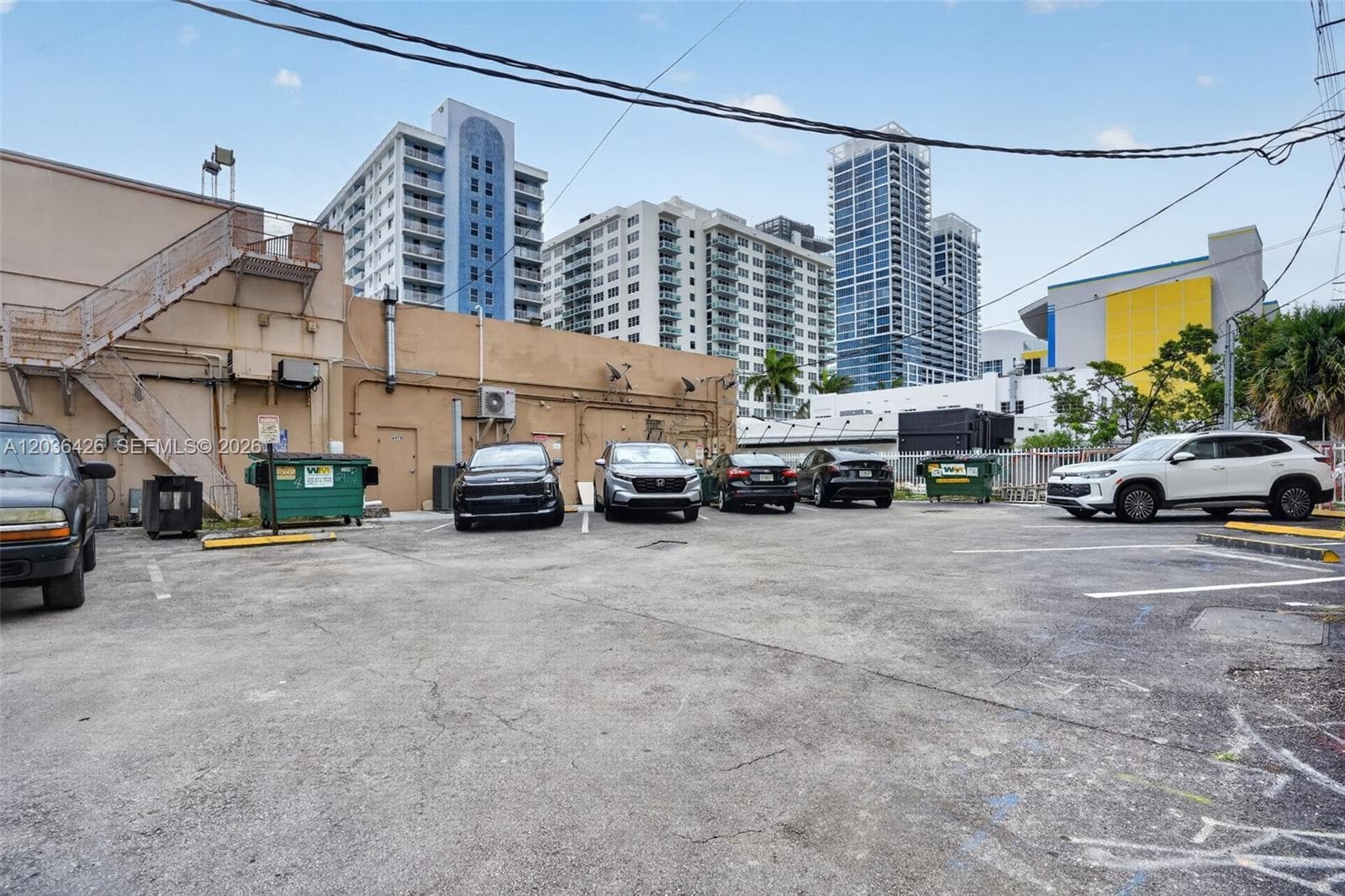 A12036426 — Miami Beach — 26