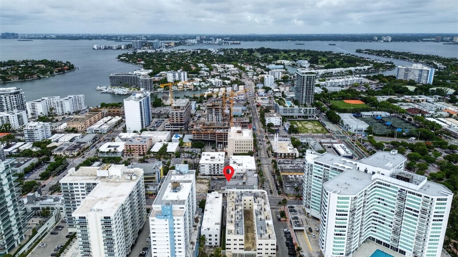 A12036426 — Miami Beach — 28