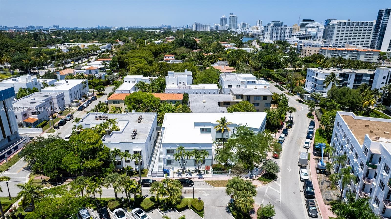 A12036451 — Miami Beach — 11