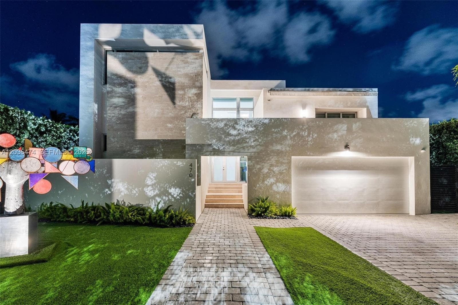 A12036474 — Miami Beach