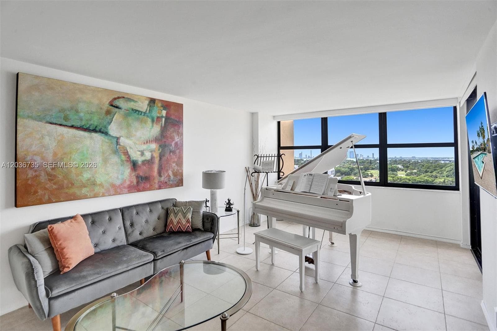 A12036735 — Miami Beach — 2