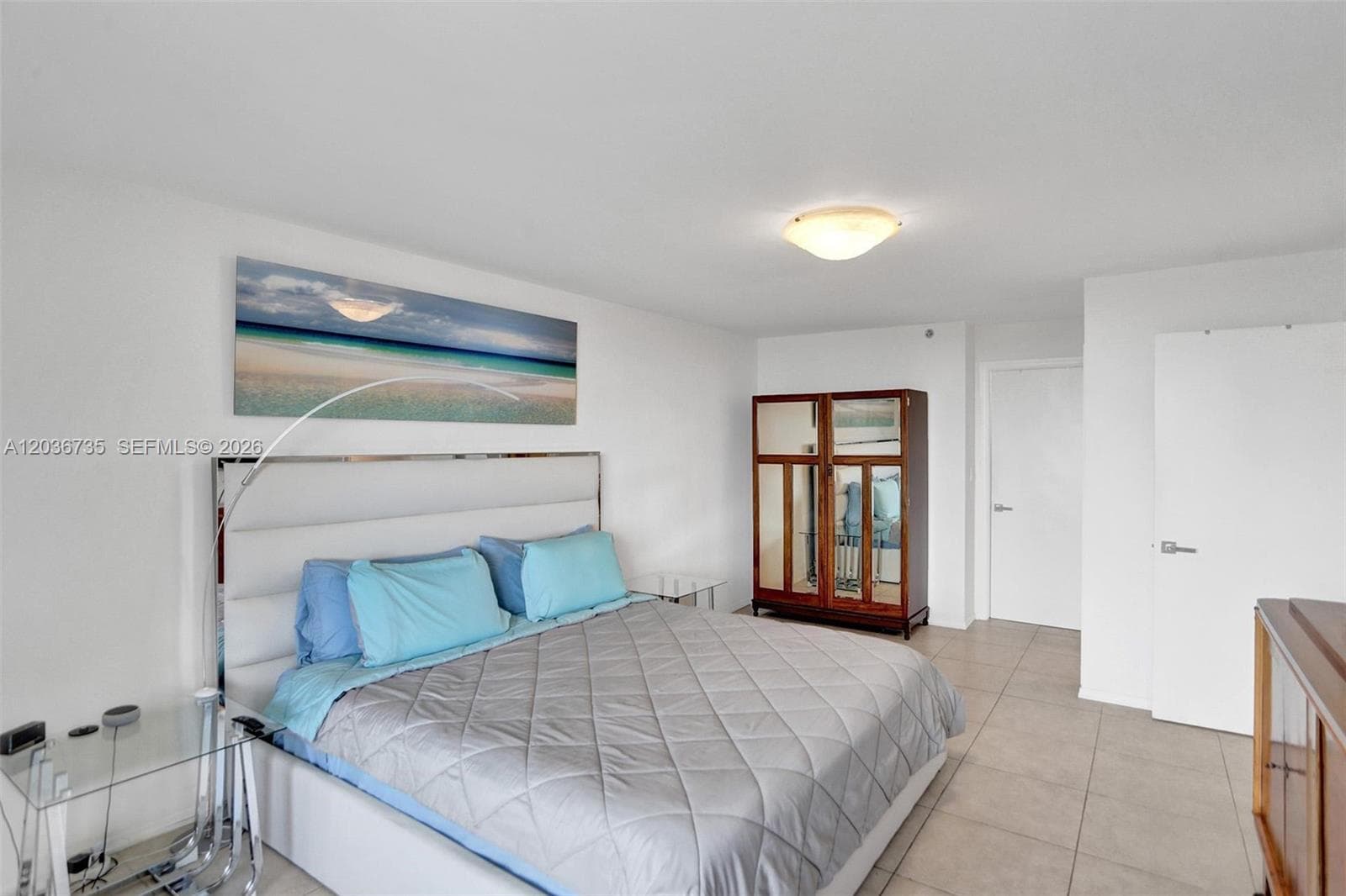 A12036735 — Miami Beach — 26