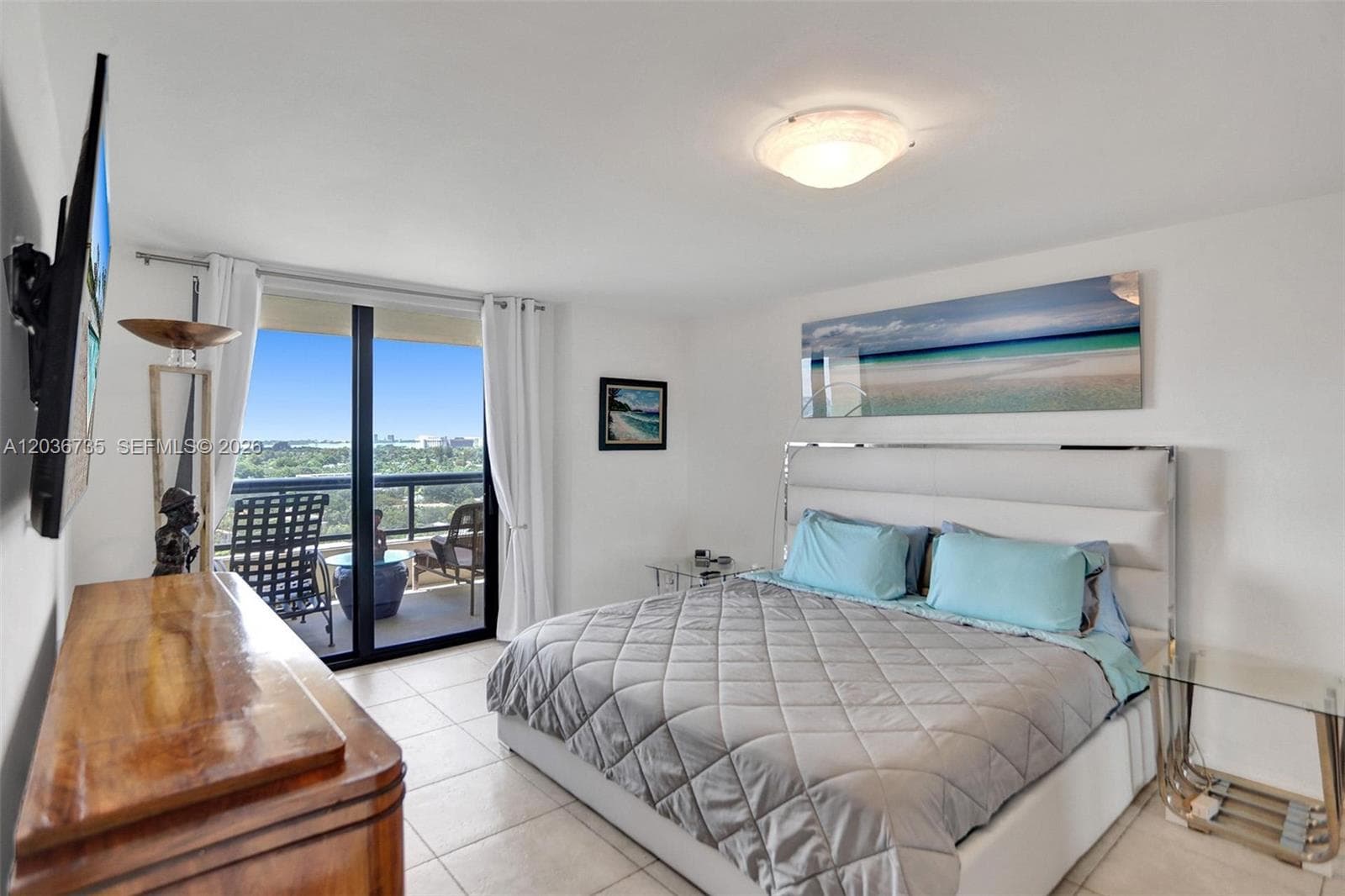 A12036735 — Miami Beach — 22