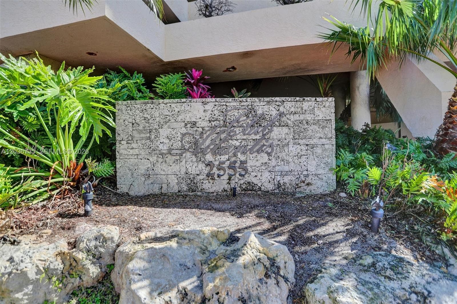 A12036735 — Miami Beach — 64