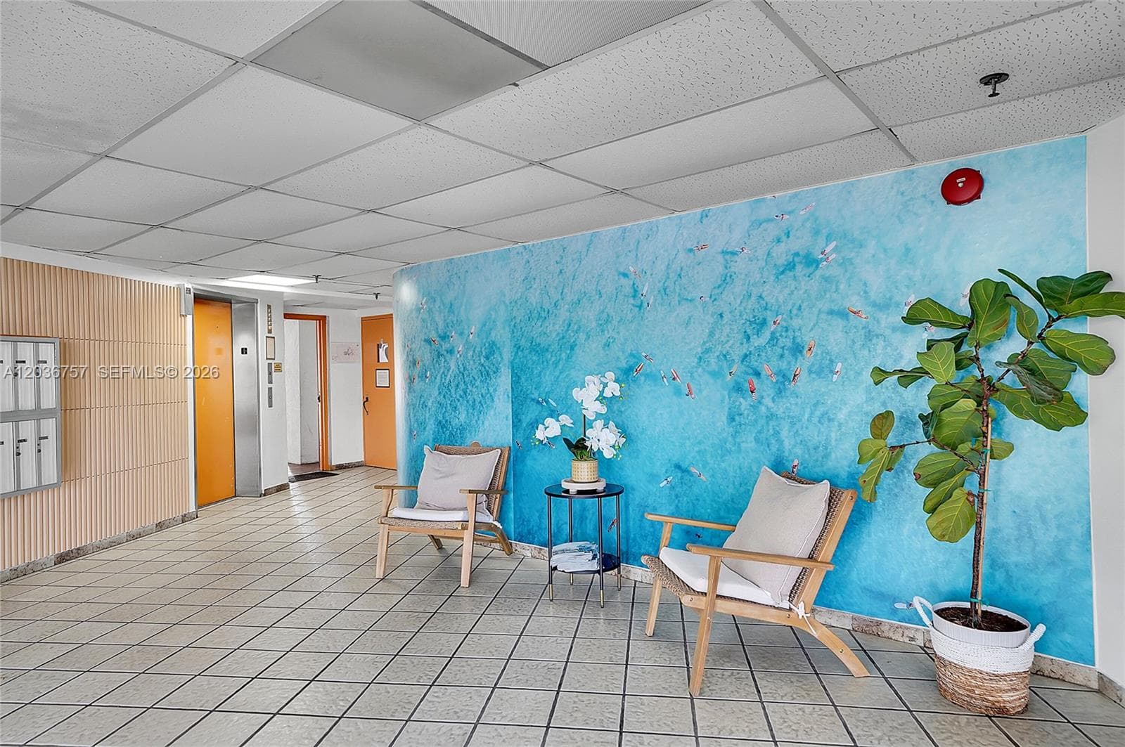 A12036757 — Miami Beach — 23