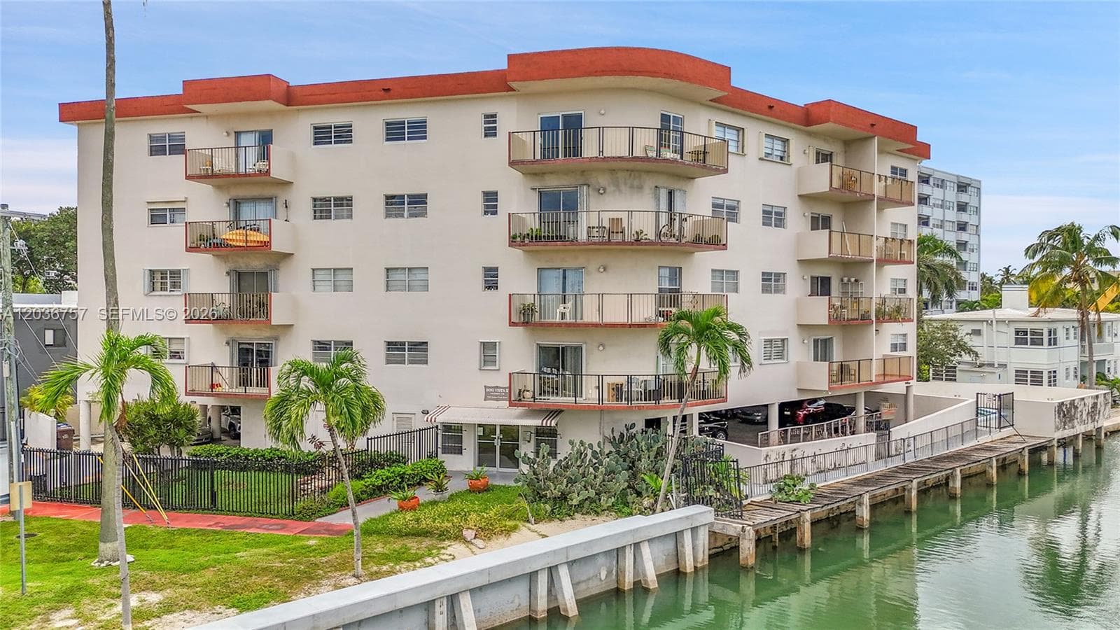 A12036757 — Miami Beach — 22