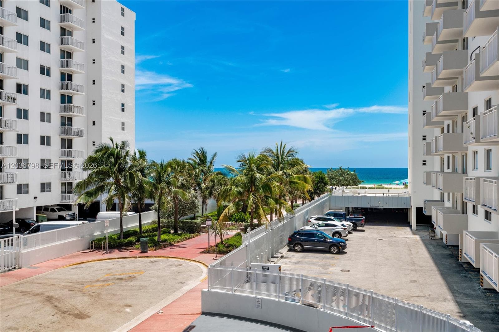 A12036798 — Miami Beach — 26