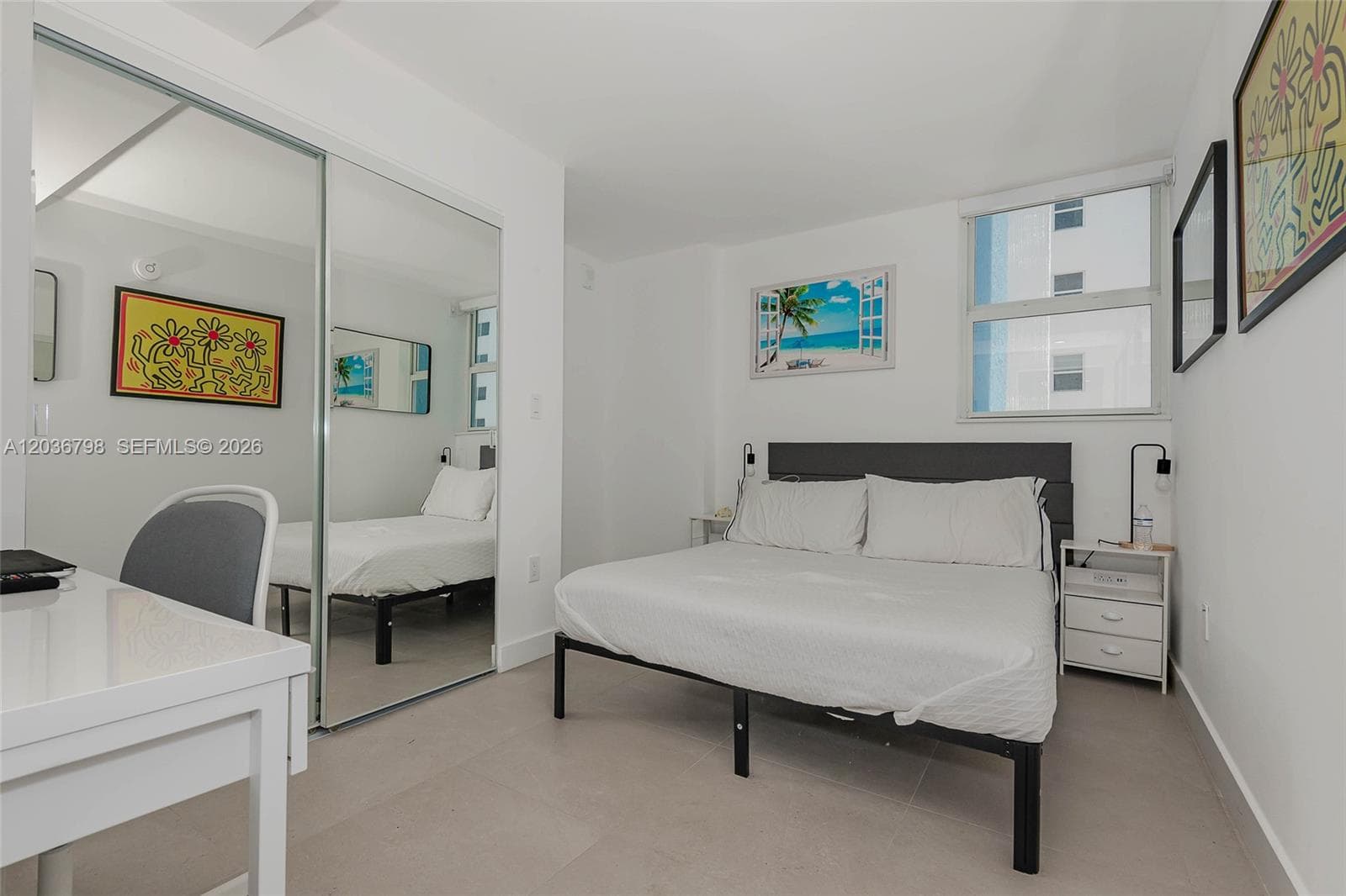 A12036798 — Miami Beach — 19