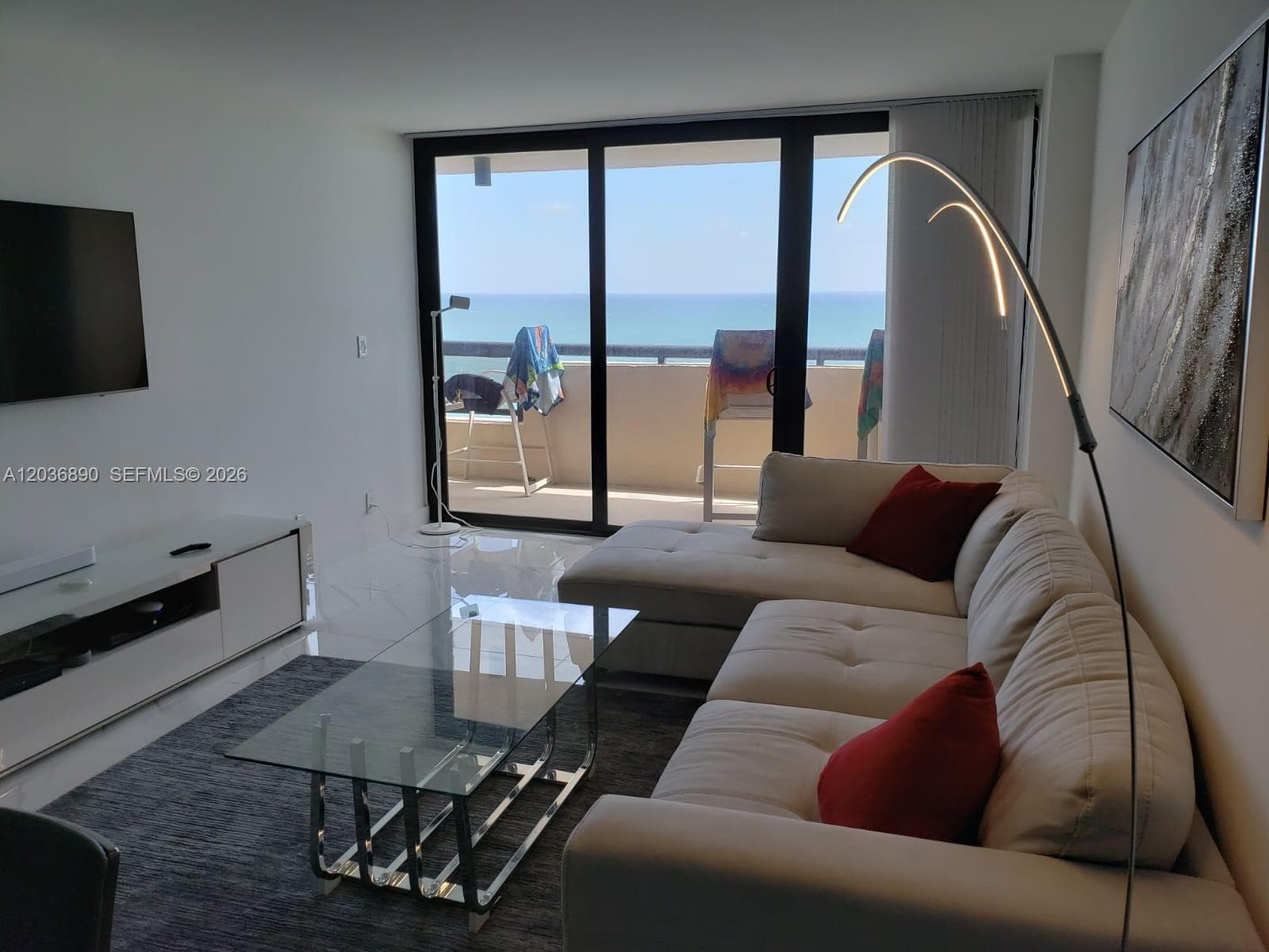 A12036890 — Miami Beach — 4