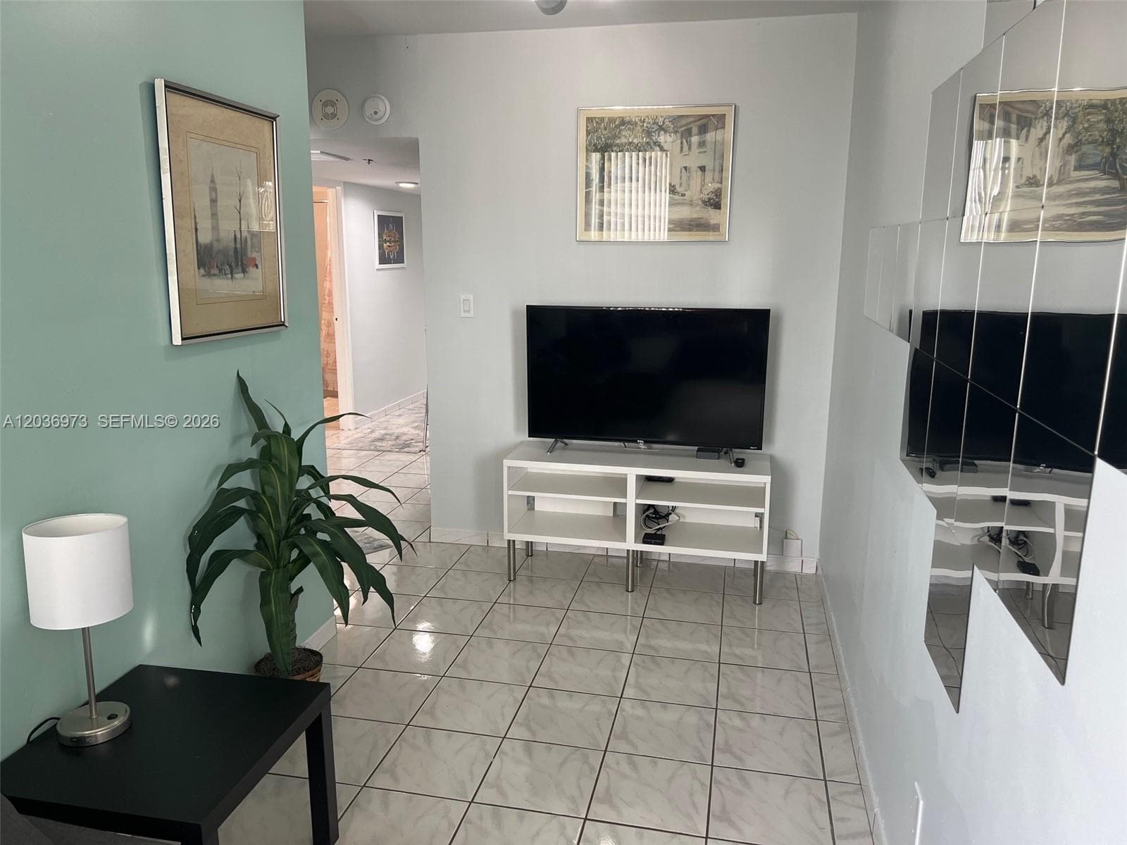 A12036973 — Miami Beach — 9