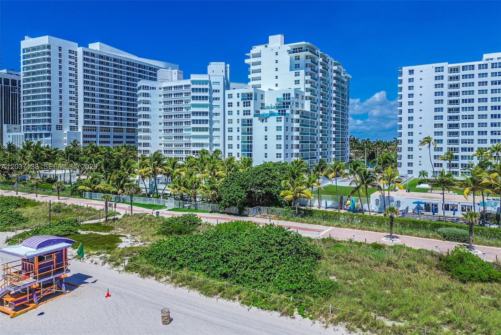 A12037138 — Miami Beach