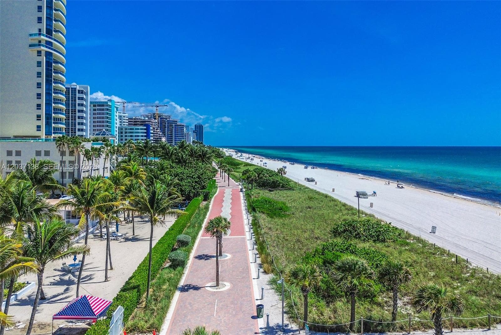 A12037138 — Miami Beach — 51