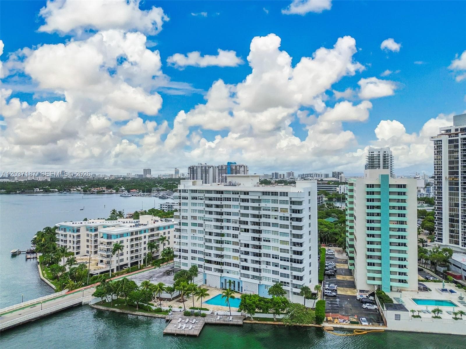 A12037187 — Miami Beach — 31