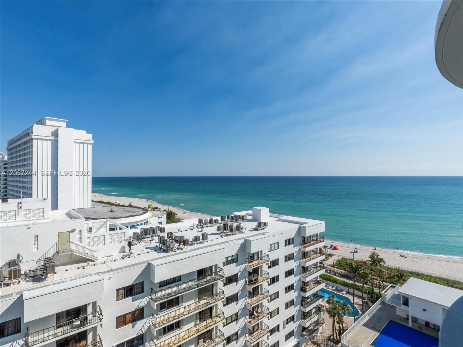 A12037244 — Miami Beach — 10