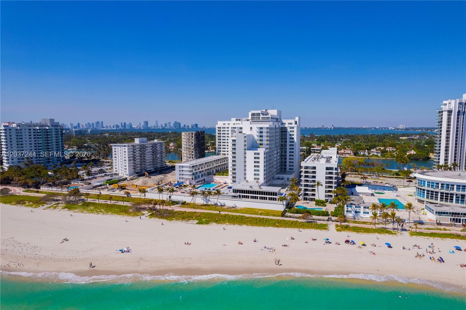A12037244 — Miami Beach — 21