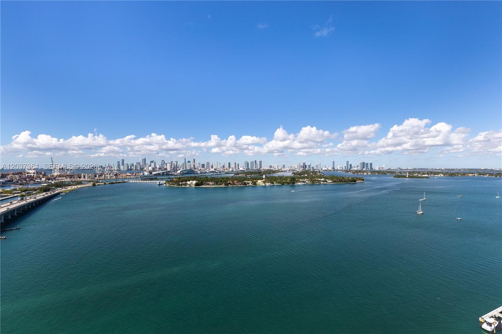 A12037361 — Miami Beach — 28
