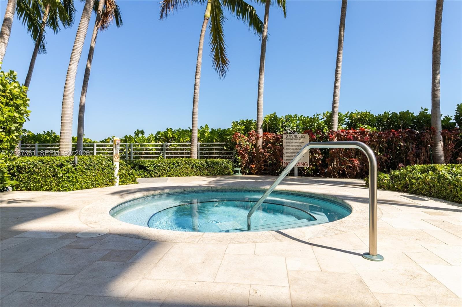 A12037361 — Miami Beach — 34