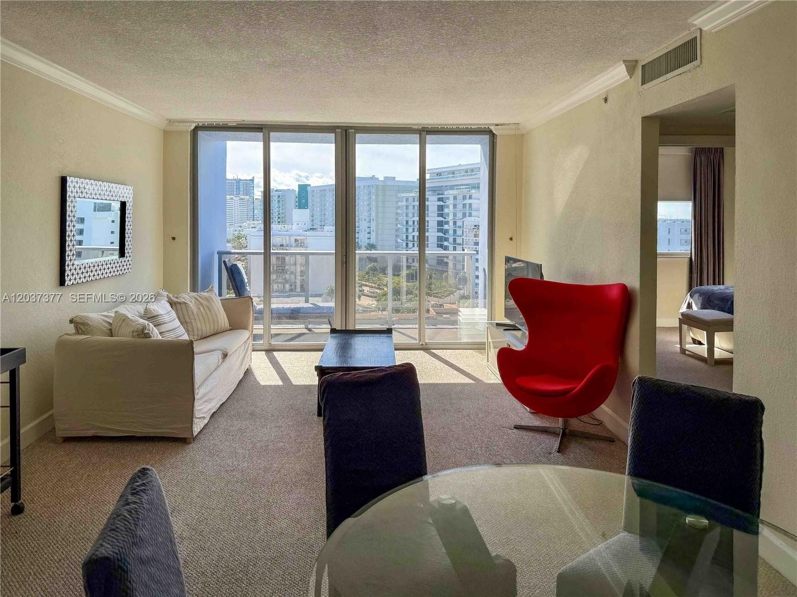 A12037377 — Miami Beach — 5