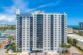 A12037377 — Miami Beach — 14