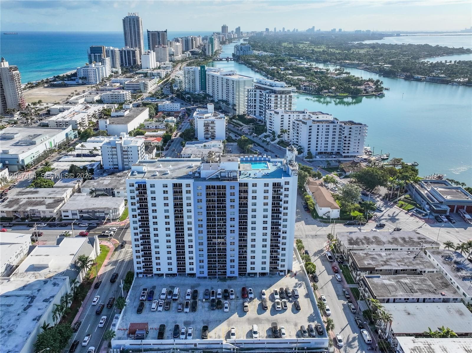 A12037454 — Miami Beach — 2