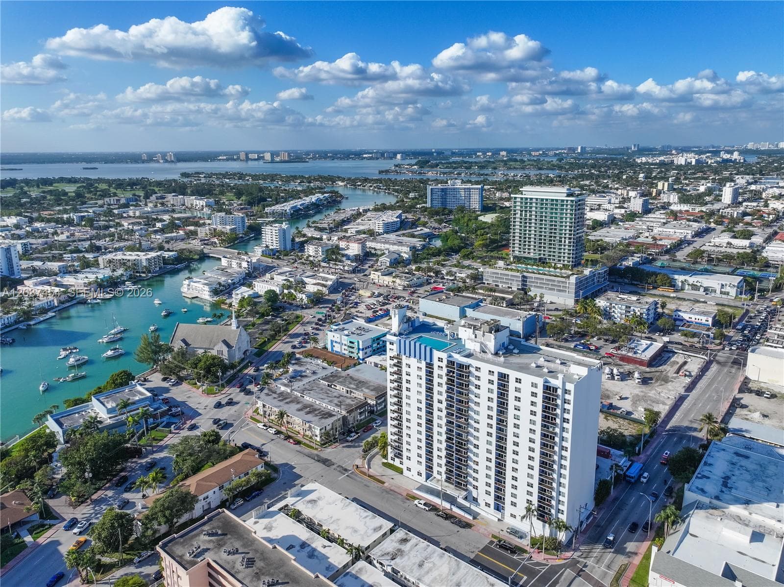 A12037454 — Miami Beach — 16