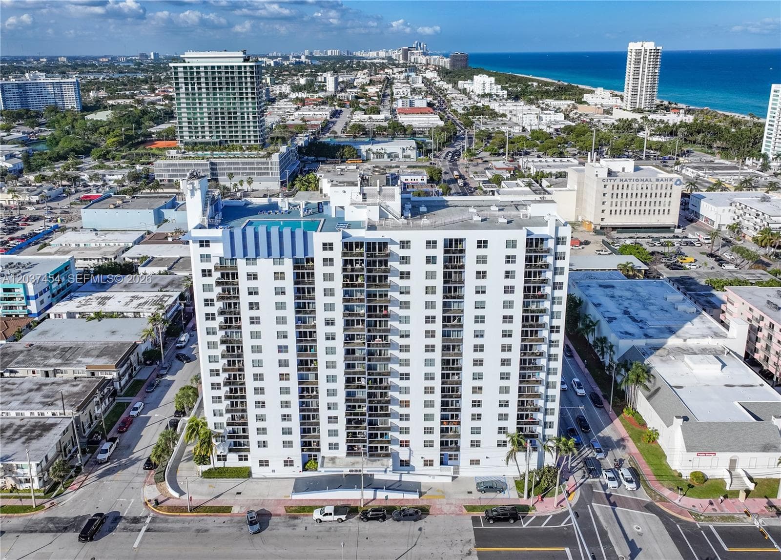 A12037454 — Miami Beach