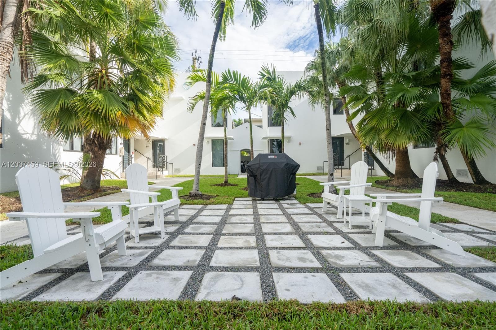 A12037459 — Miami Beach — 12