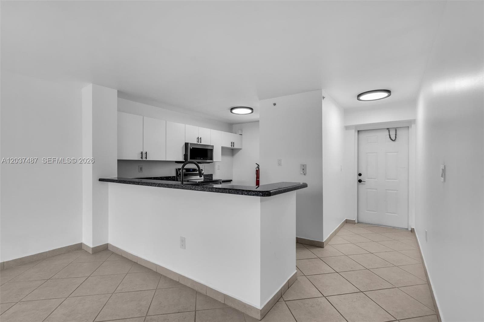 A12037487 — Miami Beach — 7