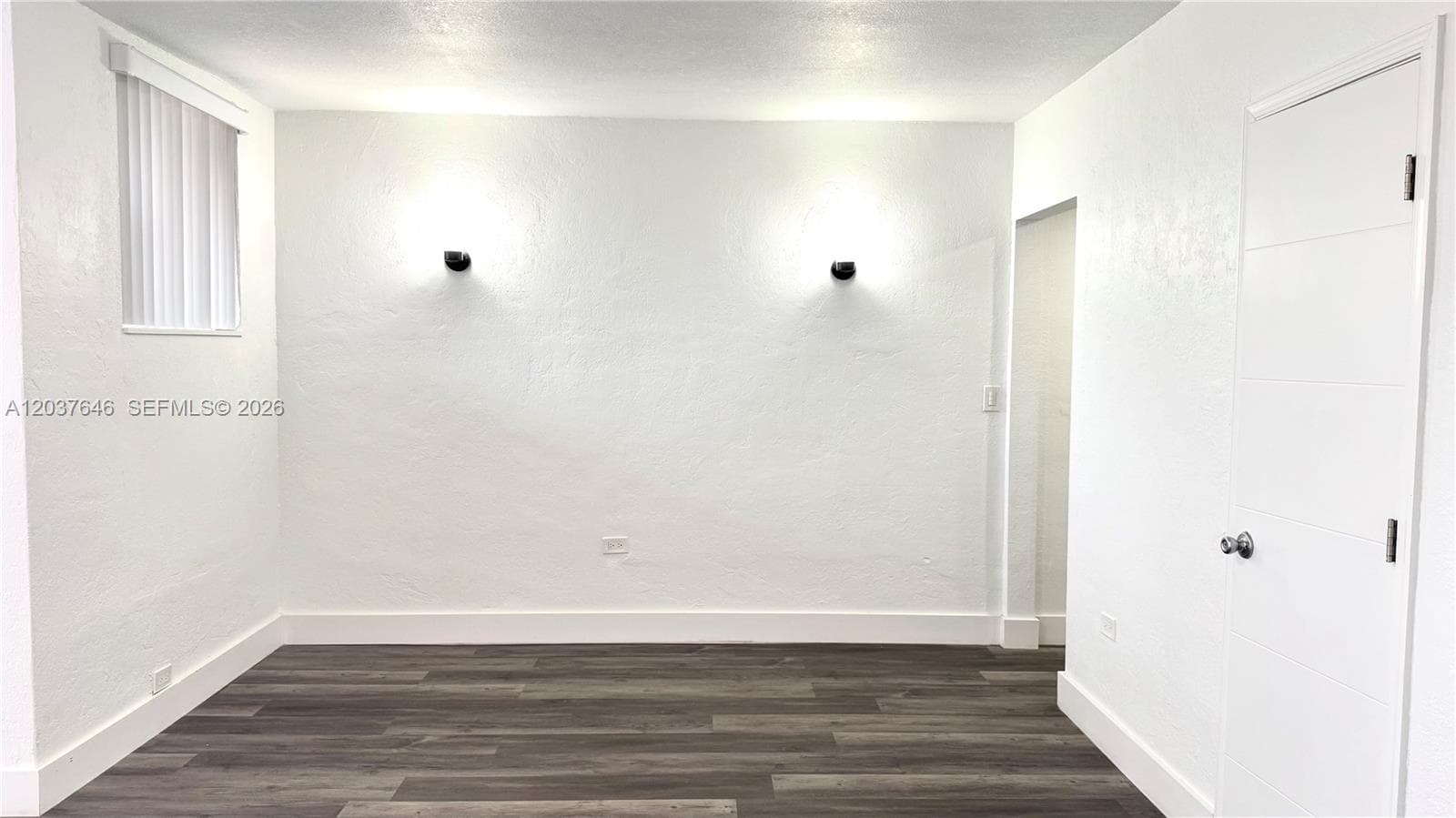 A12037646 — Miami Beach — 3