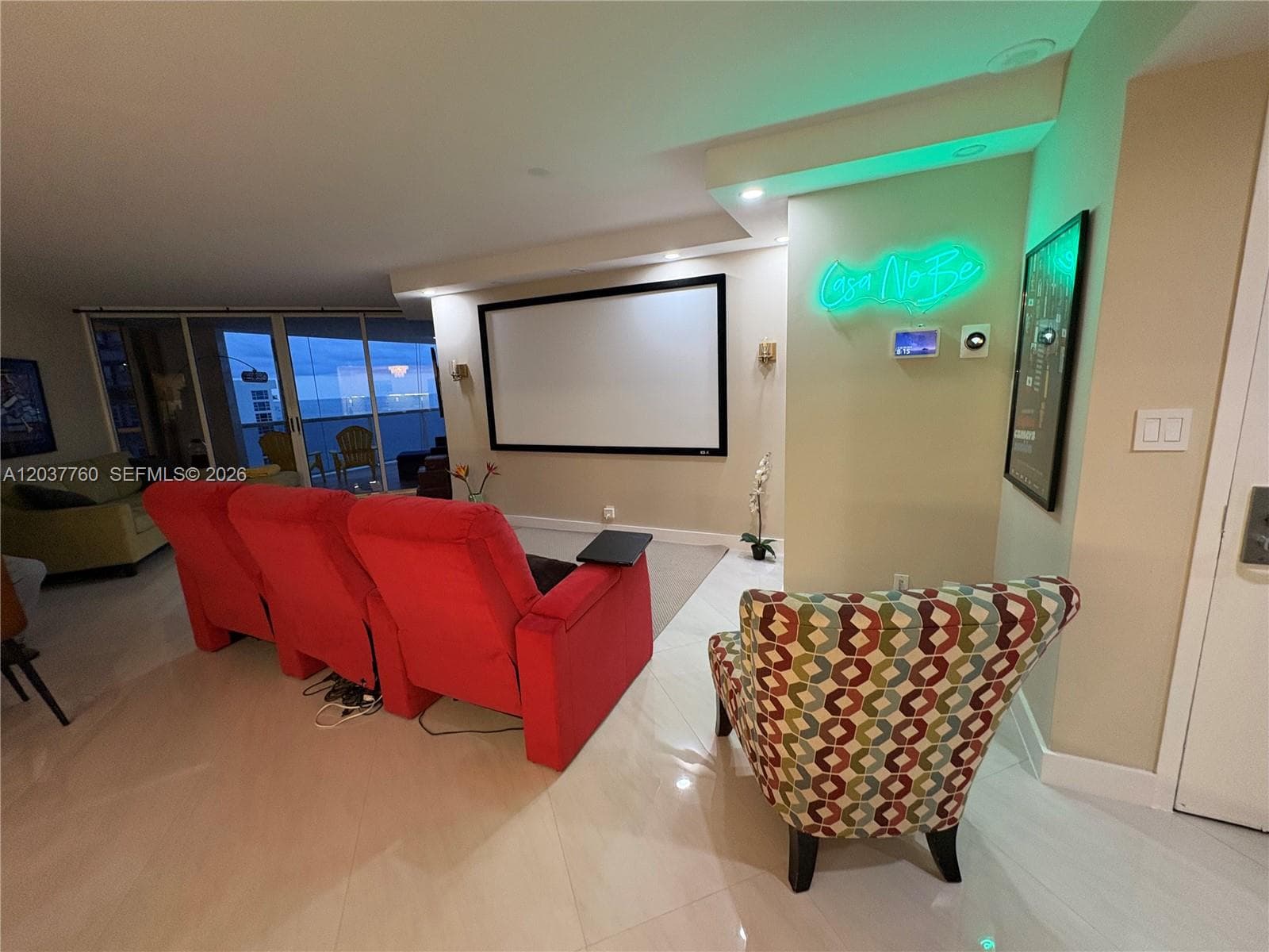 A12037760 — Miami Beach — 21