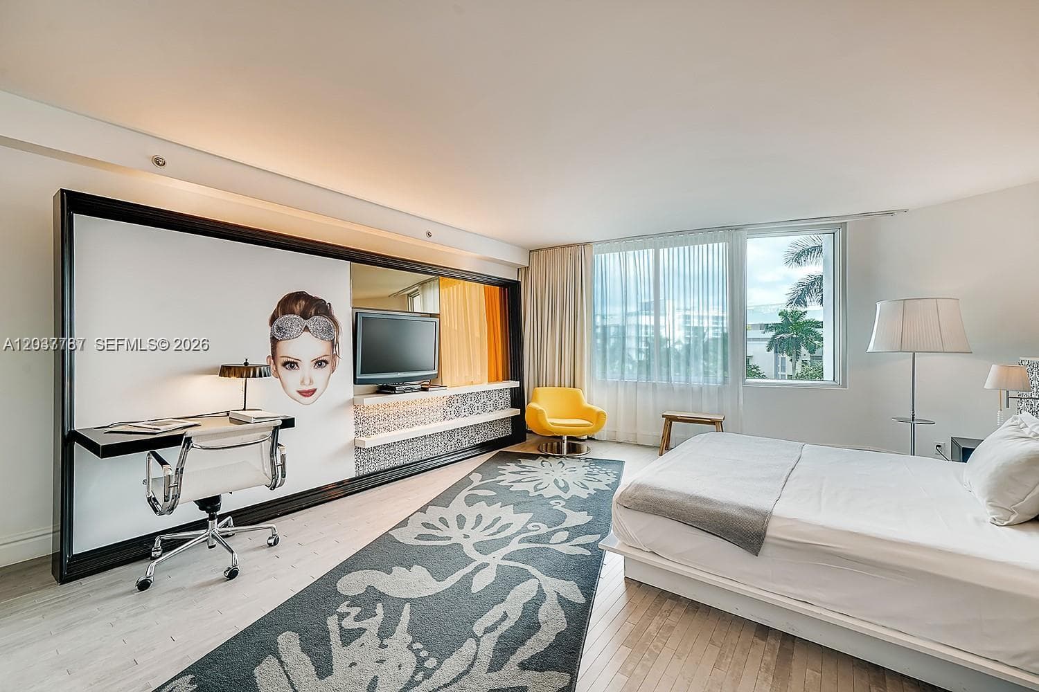 A12037787 — Miami Beach — 5