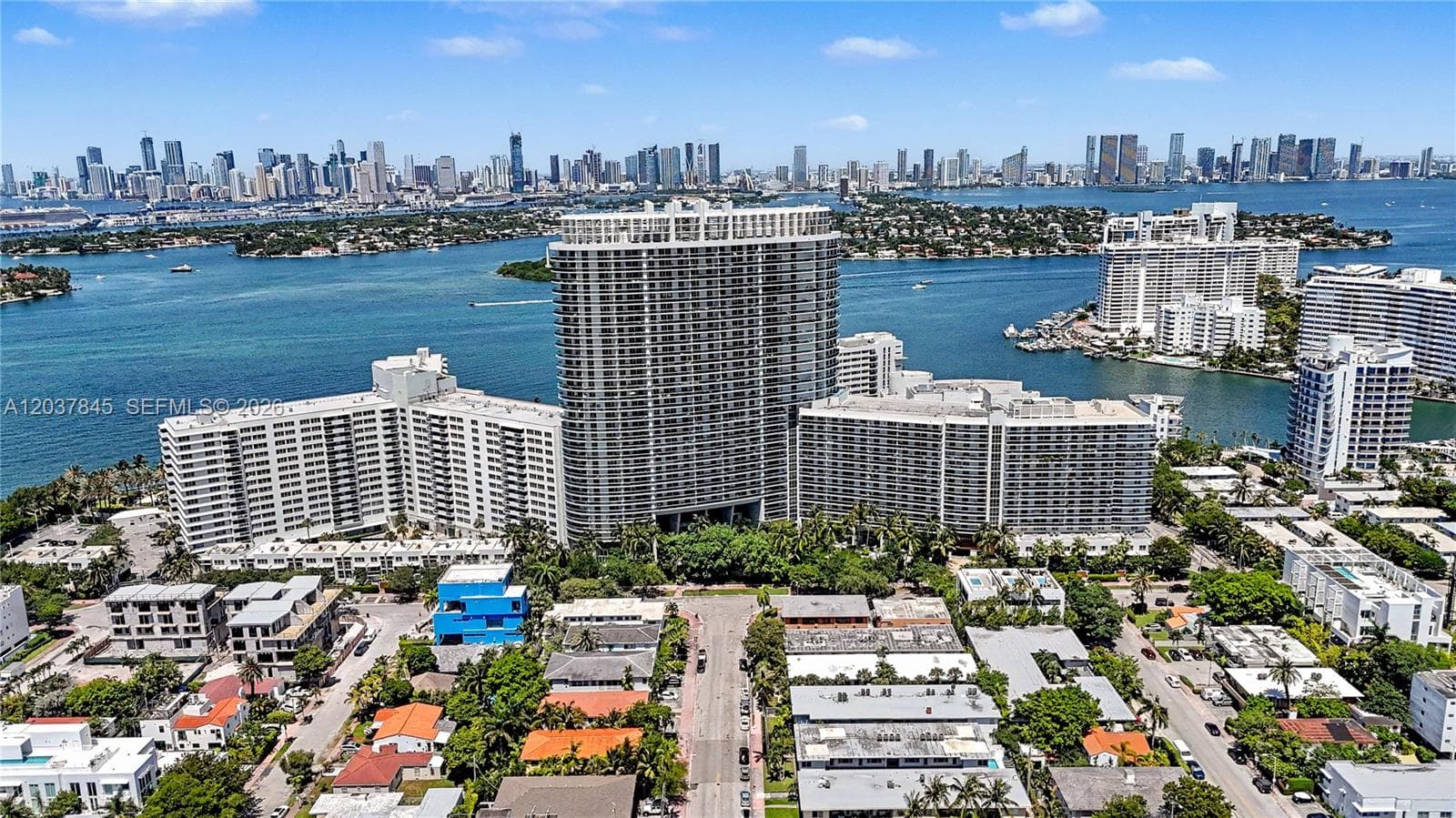 A12037845 — Miami Beach — 16