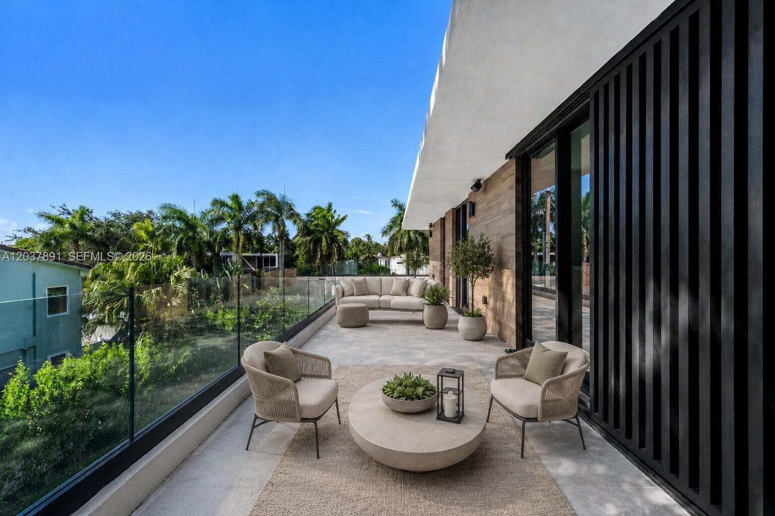 A12037891 — Miami Beach — 20