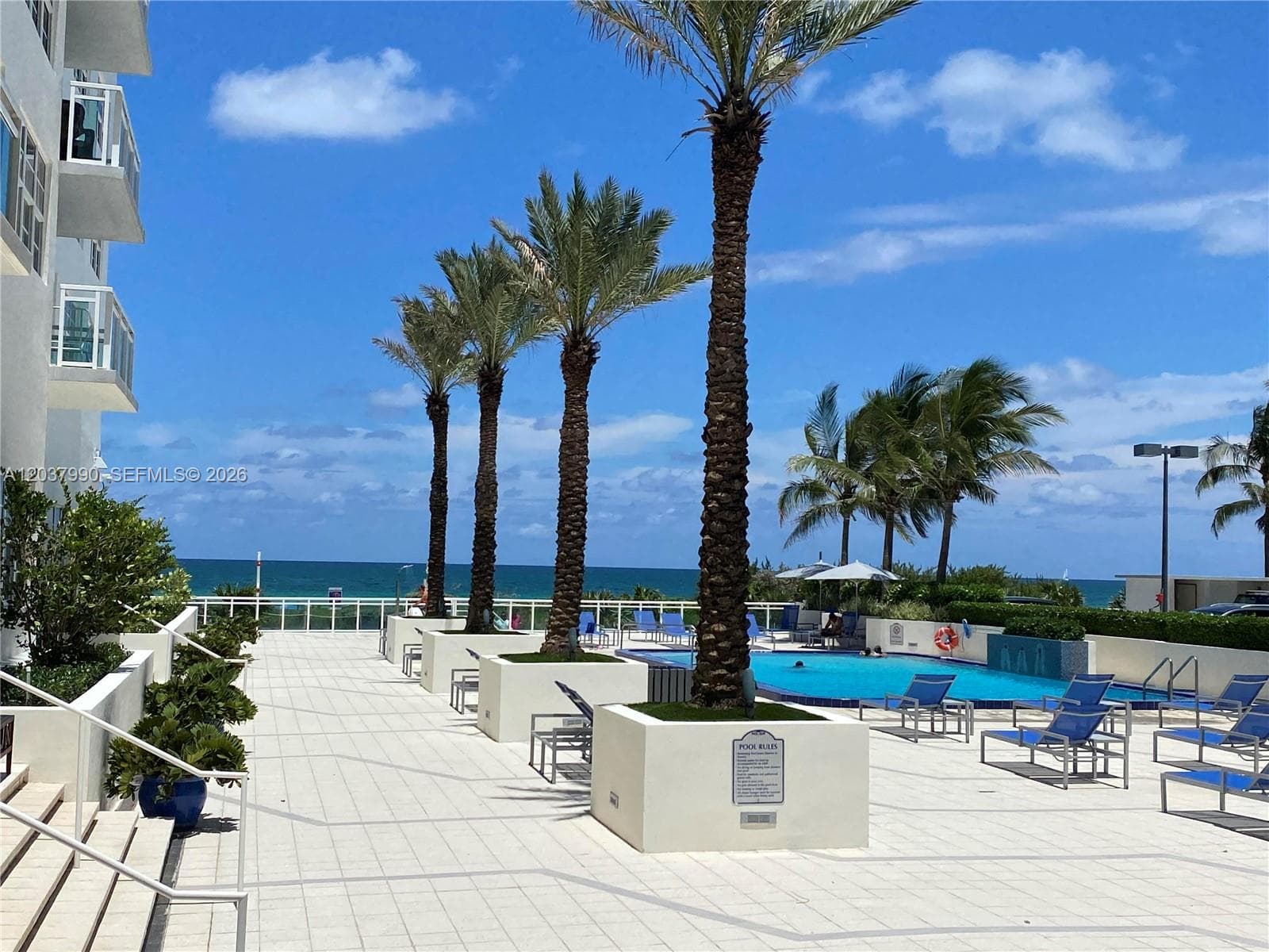 A12037990 — Miami Beach — 16