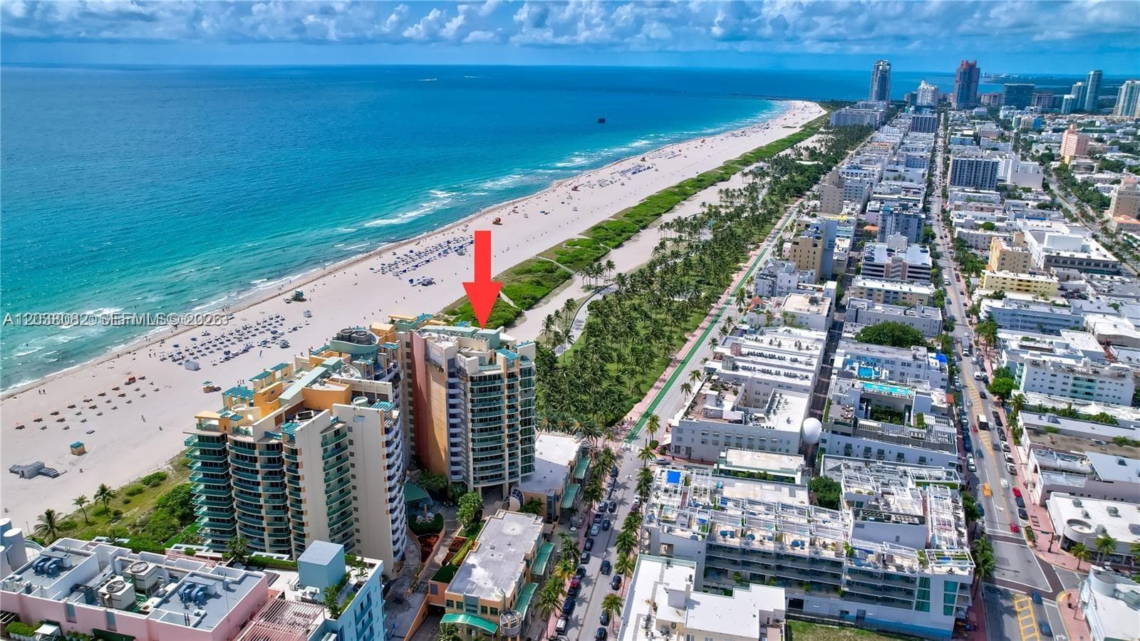 A12038082 — Miami Beach — 33