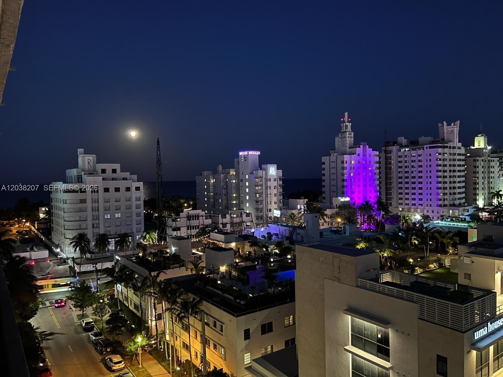 A12038207 — Miami Beach — 3