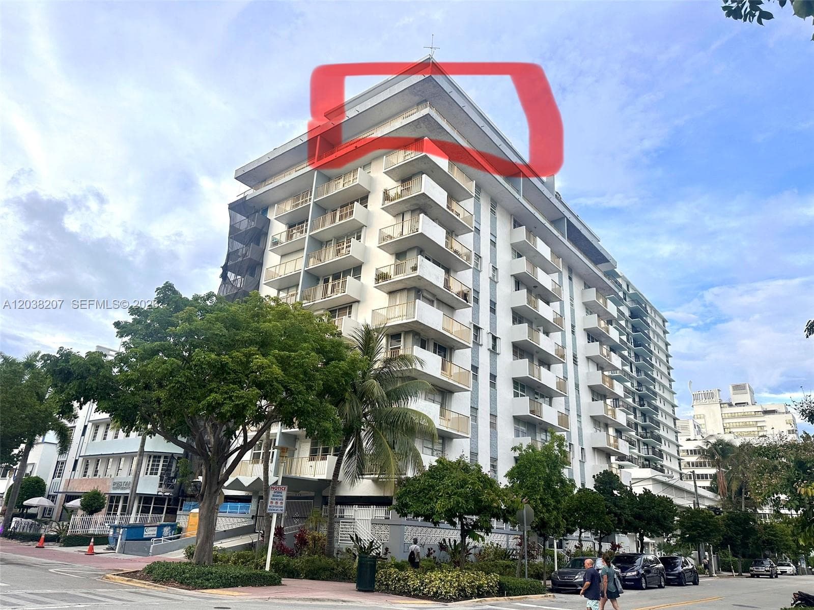A12038207 — Miami Beach — 10