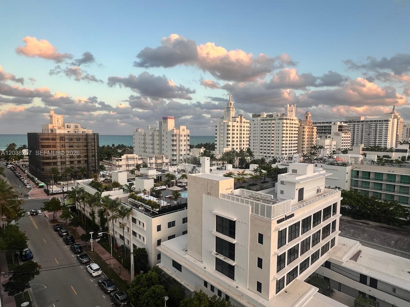A12038207 — Miami Beach — 25
