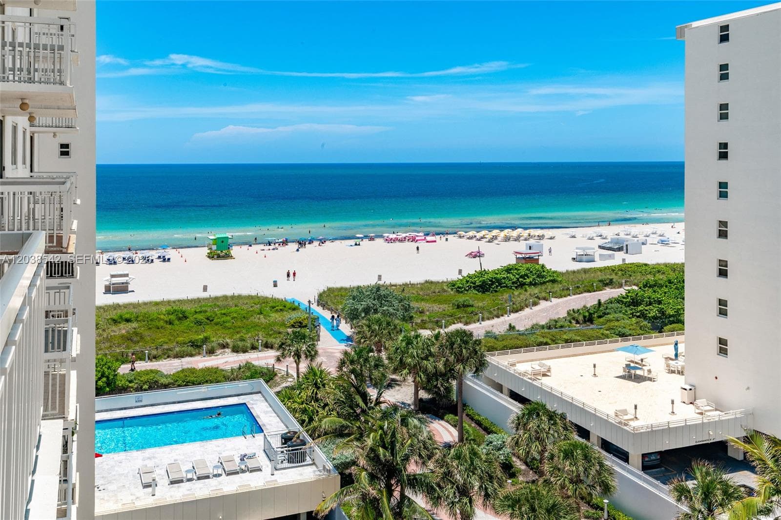 A12038542 — Miami Beach — 27
