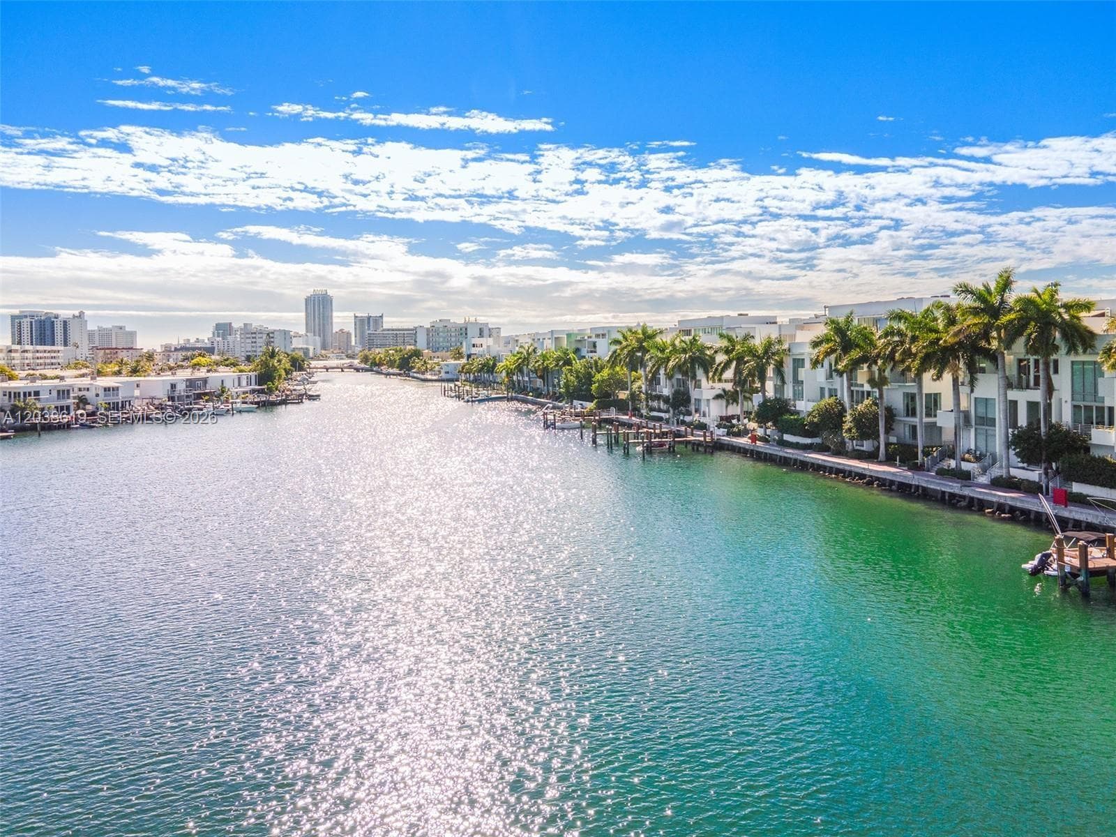 A12038619 — Miami Beach — 36