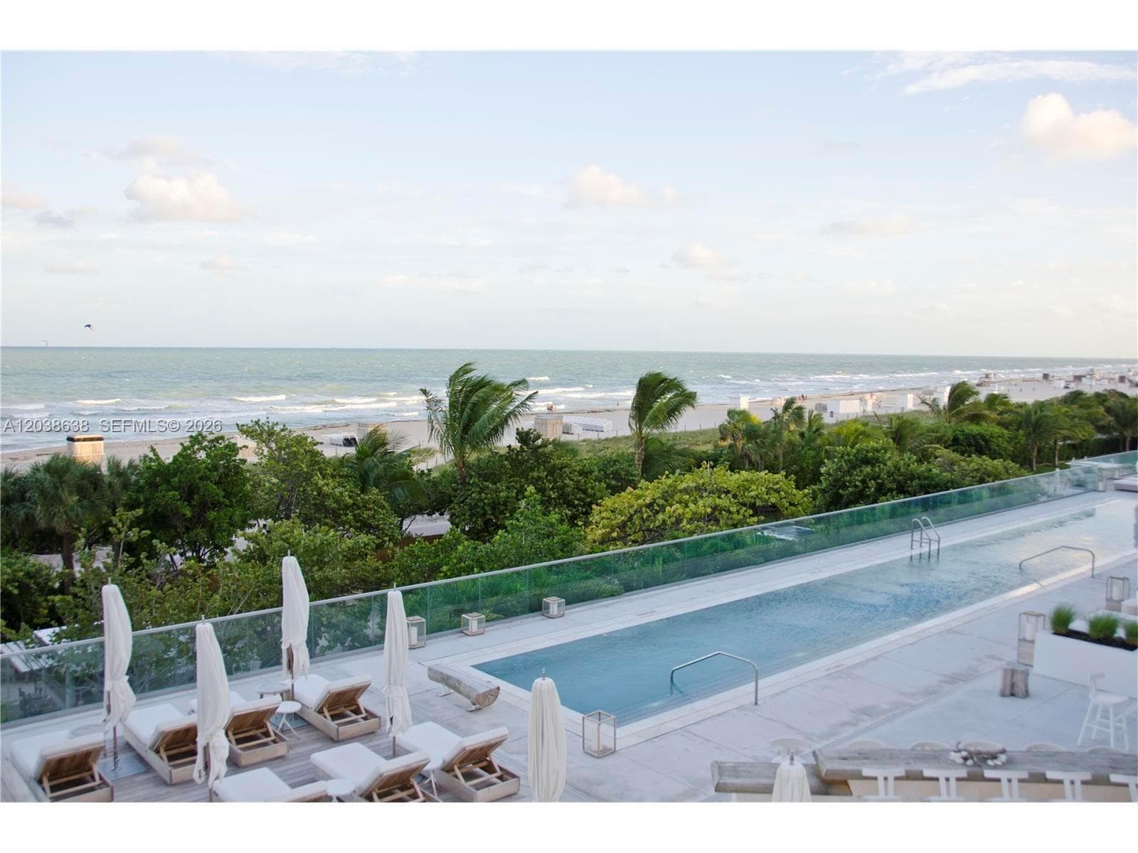 A12038638 — Miami Beach — 34