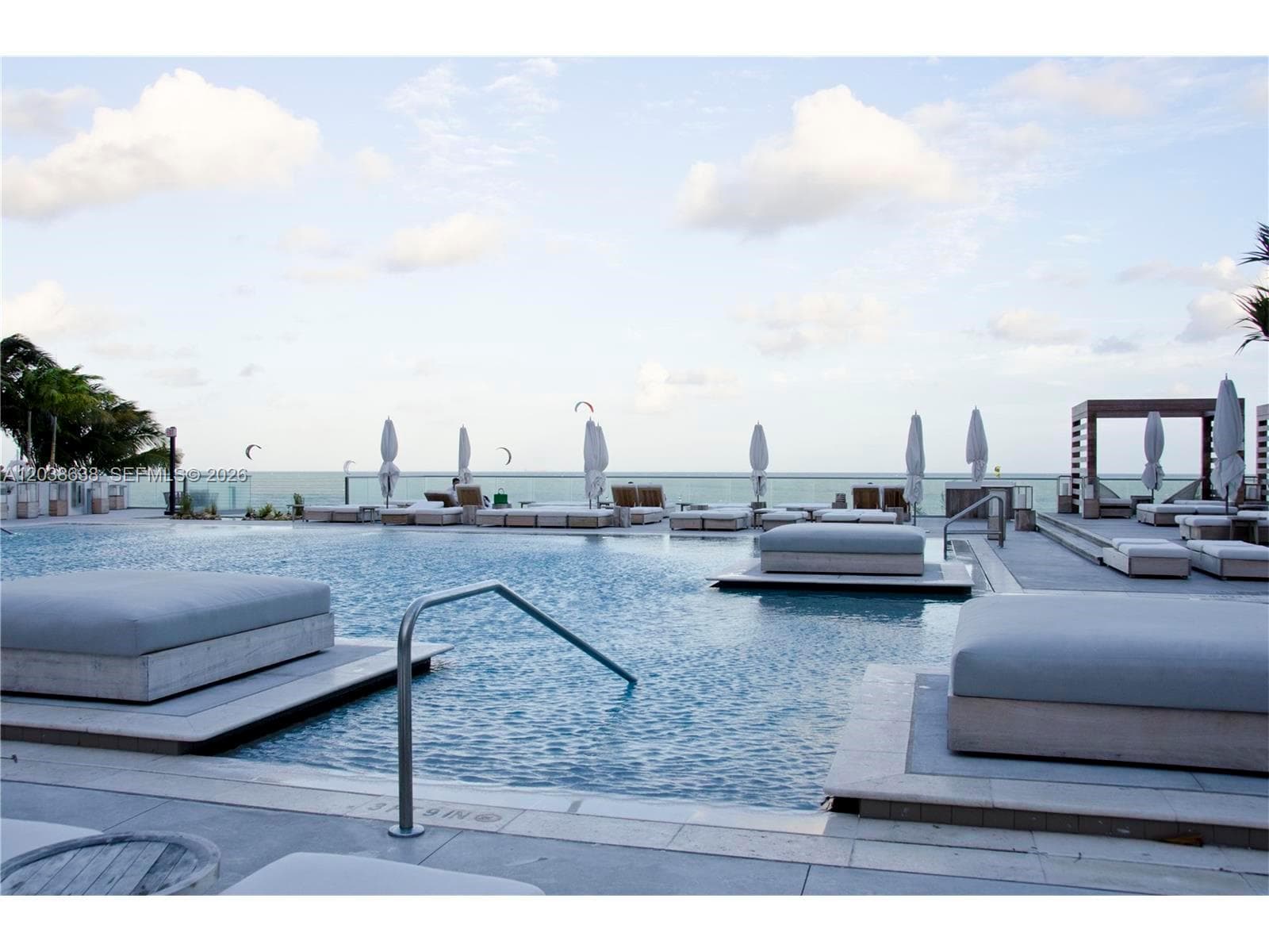 A12038638 — Miami Beach — 35