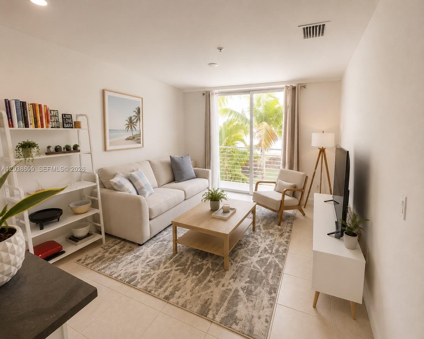 A12038699 — Miami Beach — 5