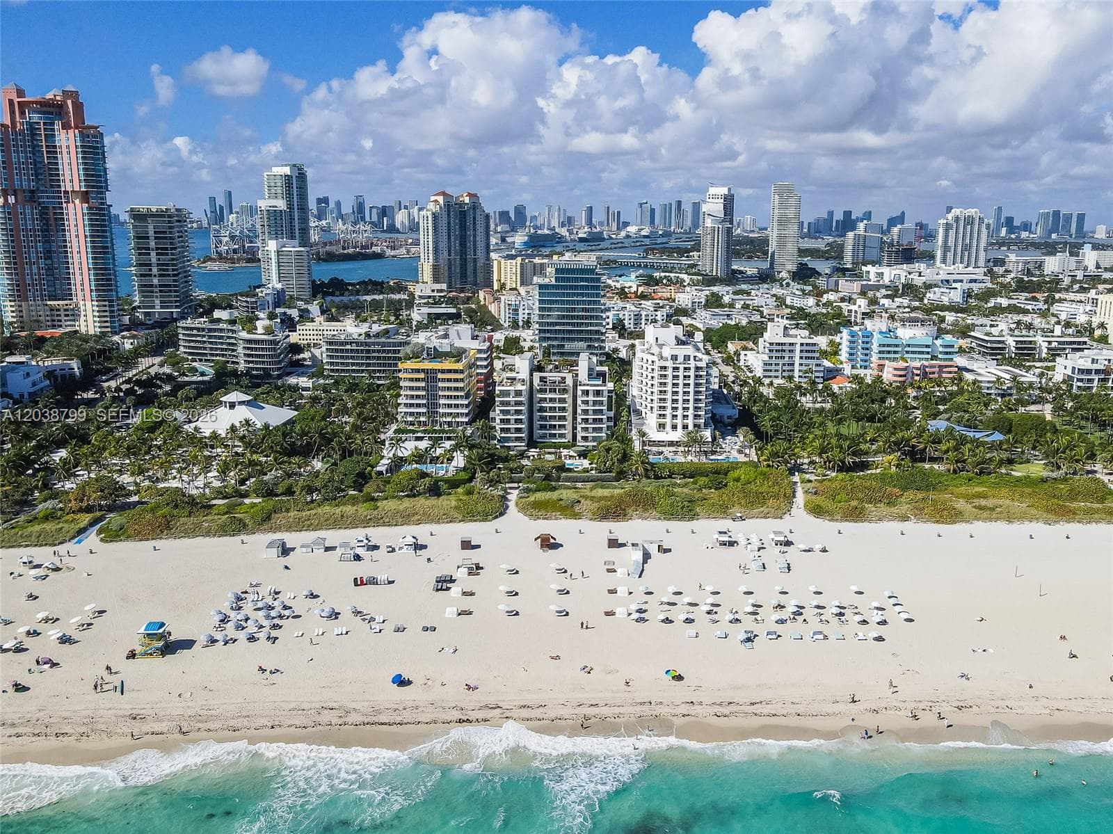 A12038799 — Miami Beach — 39