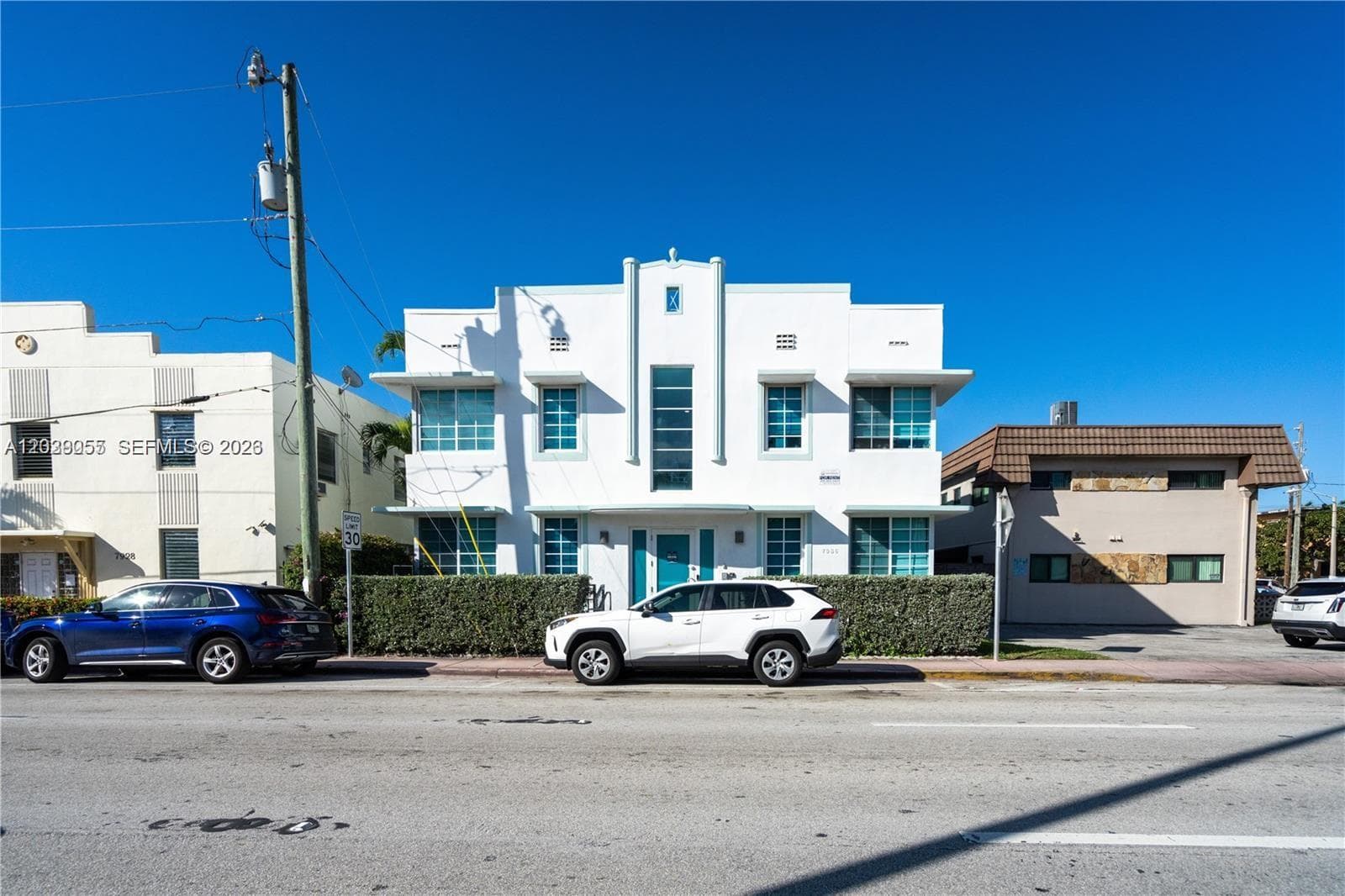 A12039055 — Miami Beach