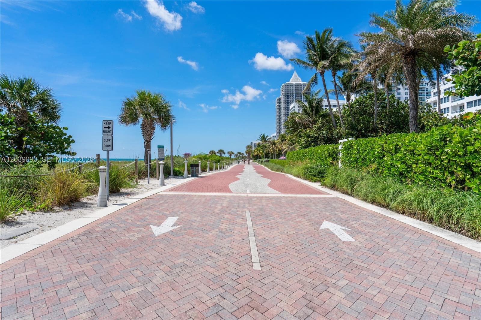 A12039093 — Miami Beach — 23
