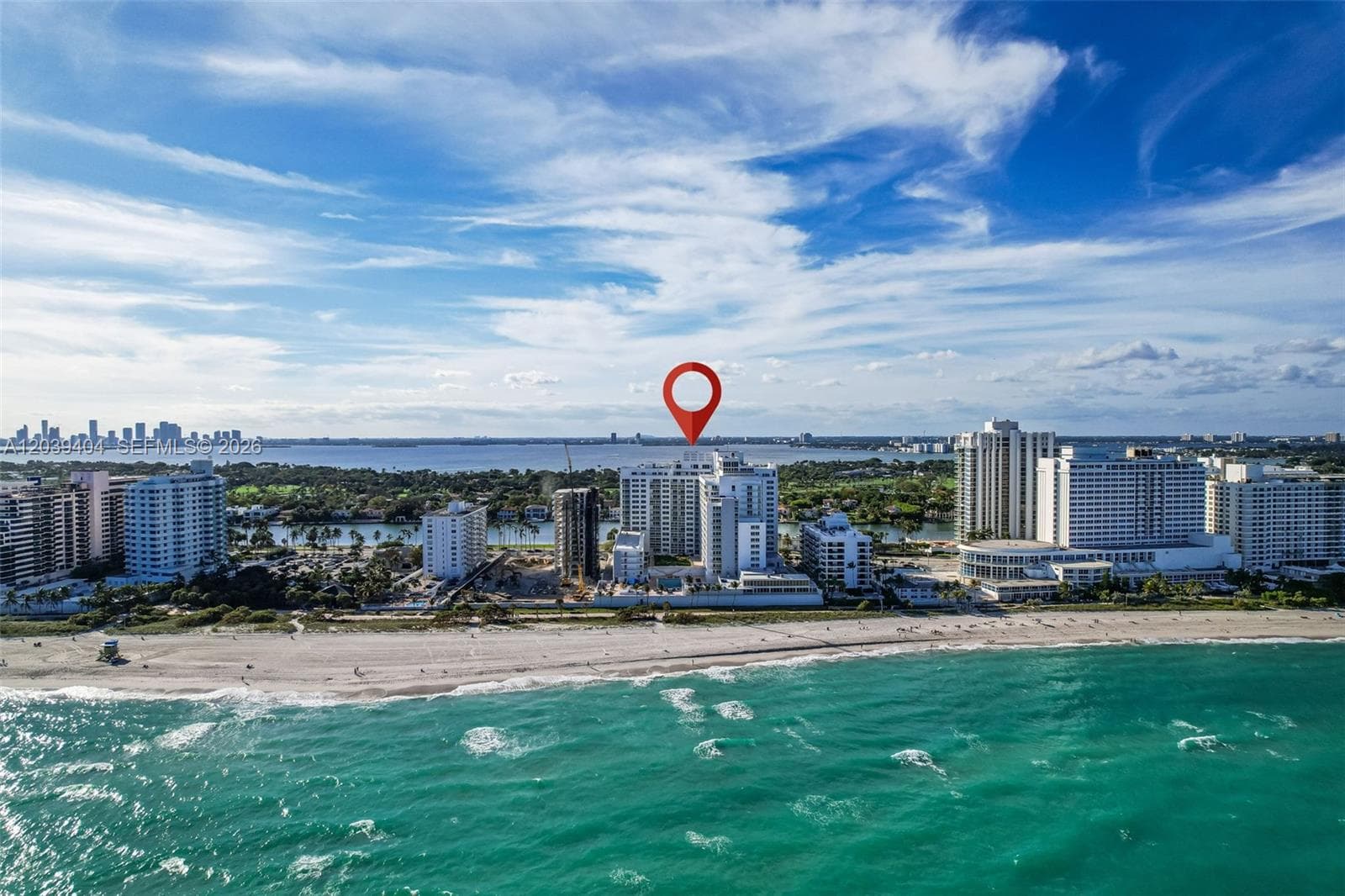 A12039404 — Miami Beach — 33