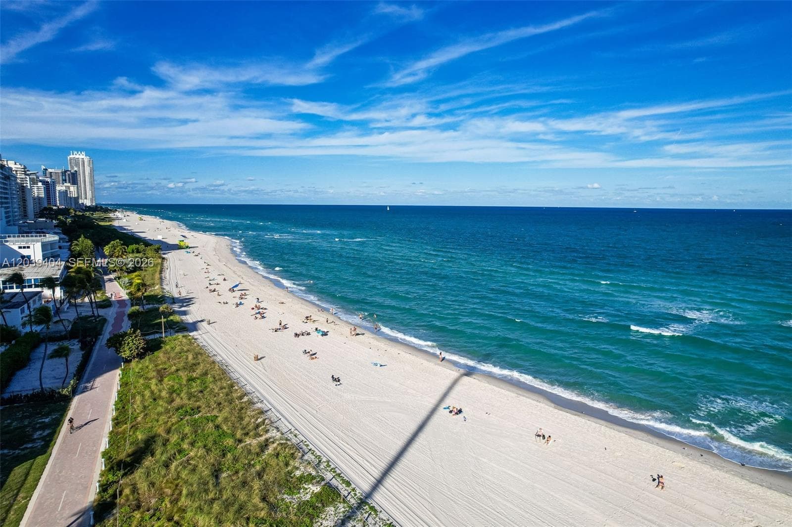 A12039404 — Miami Beach — 41